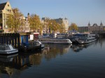 amsterdam_cental_boats
